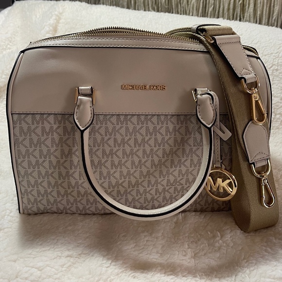 Michael Kors Collection Handbags - Michael Kors Purse